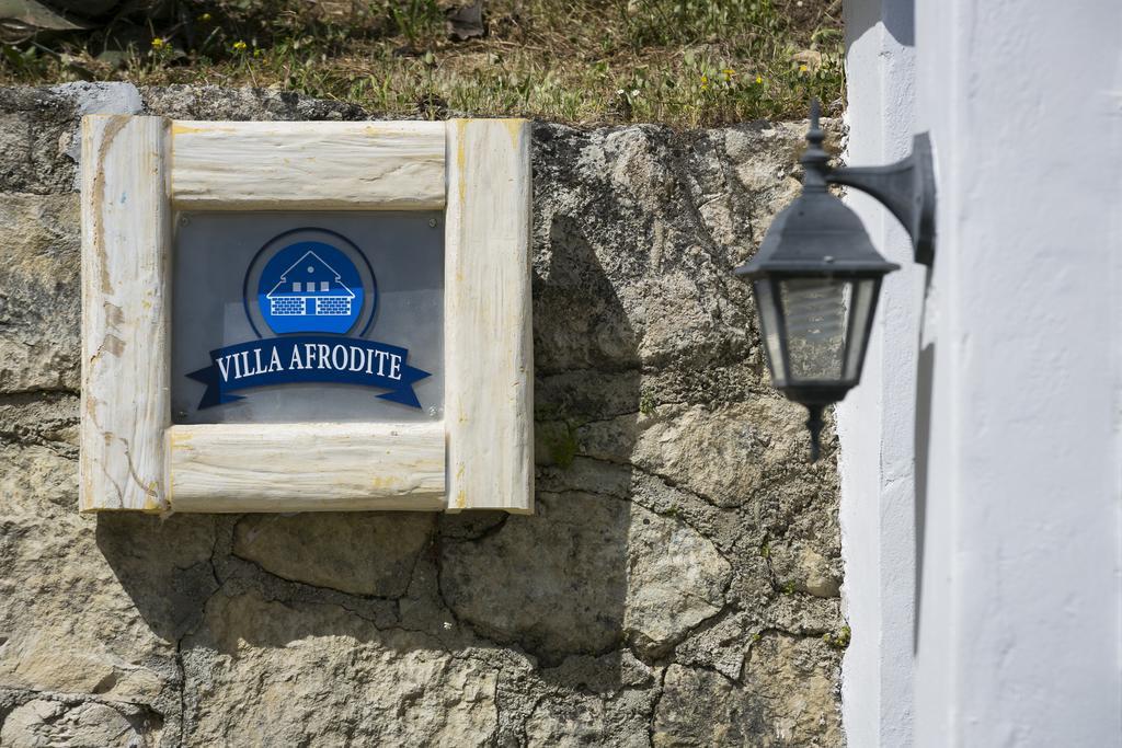 Villa Afrodite Mousata Eksteriør bilde